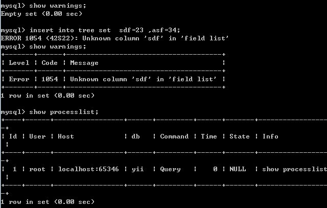 如何利用MySQL的SHOW命令来查看数据库和表的详细信息？